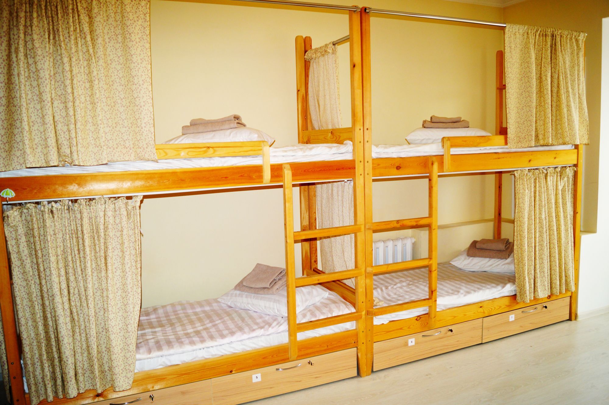 Hostel Nice Travel Astana Bagian luar foto